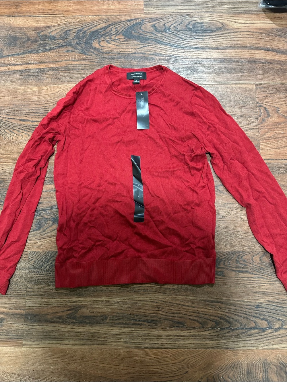 Banana Republic Red Round-Neck Lightweight Sweater